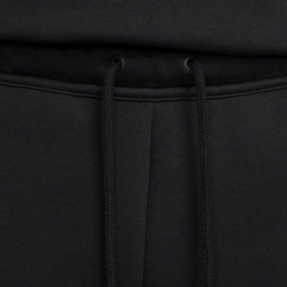 NWT Nike Sportswear Tech Fleece 2-piece Hoodie/Shorts - Gym Red/Black - Picture 10 of 14